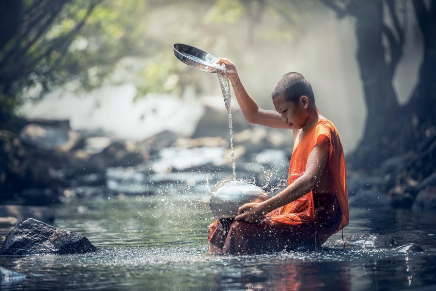 Thailand golden temples, tropical islands and vibrant street food