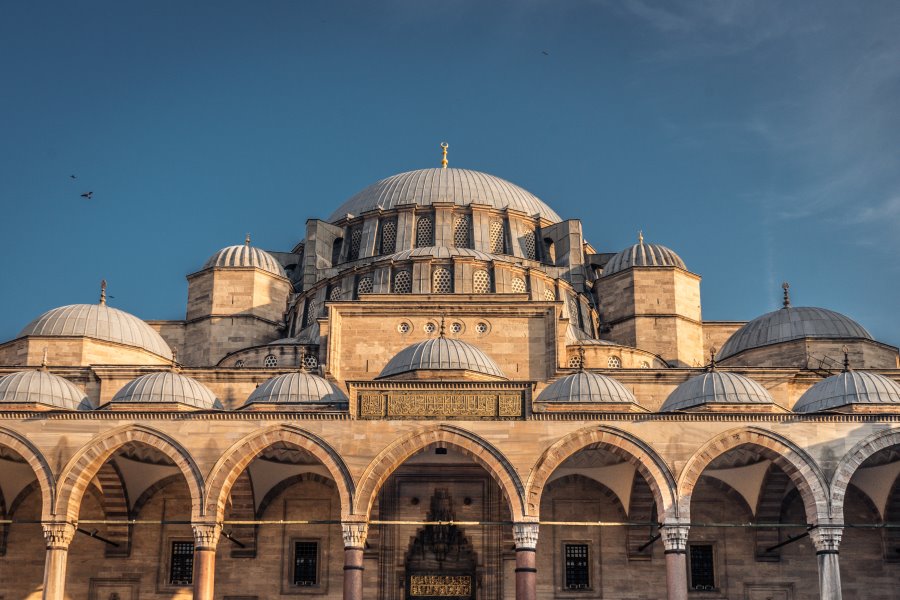 Turkey Istanbul bazaars, Cappadocia and turquoise coastlines